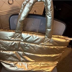 Gap gold puffer bag
